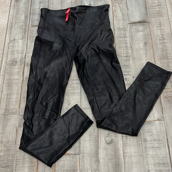 SPANX Pants - SPANX Faux Leather Leggings Shape-wear Women S/P with Power Waistband Black